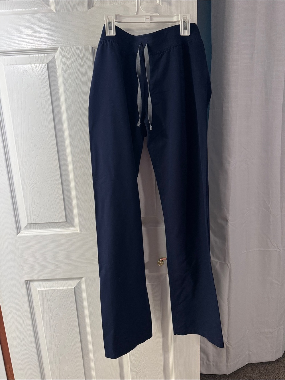 Livingston mid rise scrub pants xs tall